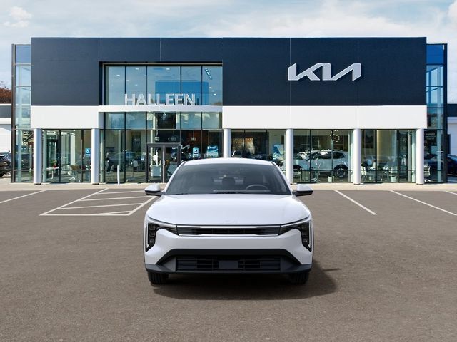 New 2026 Kia K4 FWD image 2