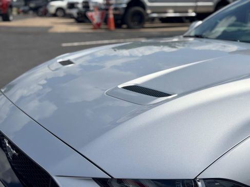 Used 2018 Ford Mustang GT Premium RWD image 11