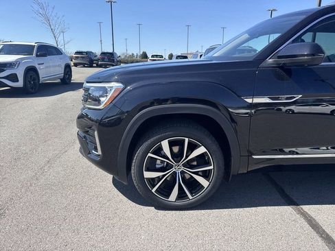 New 2025 Volkswagen Atlas SEL Premium R-Line image 9