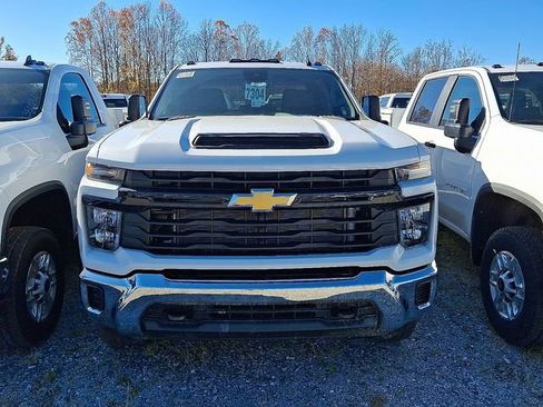 New 2025 Chevrolet Silverado 3500 W/T w/ WT Convenience Package AWD/4WD image 2