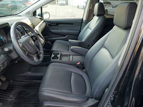 Used 2023 Honda Odyssey Touring image 21