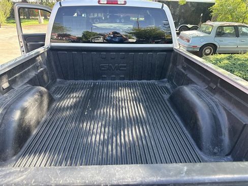 Used 2004 GMC Sierra 1500 SLE w/ Safe And Sound Package AWD/4WD image 23