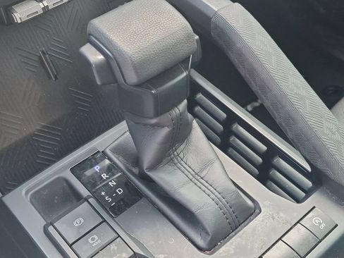 Used 2024 Toyota Tacoma SR5 RWD image 21