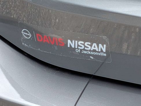 Used 2026 Nissan Rogue SL FWD image 11