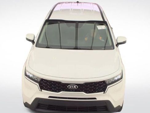 Used 2021 Kia Sorento LX FWD image 7