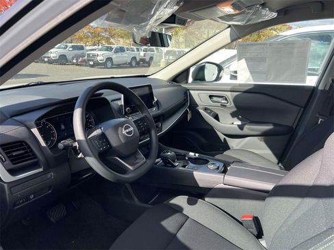 New 2026 Nissan Rogue S image 10