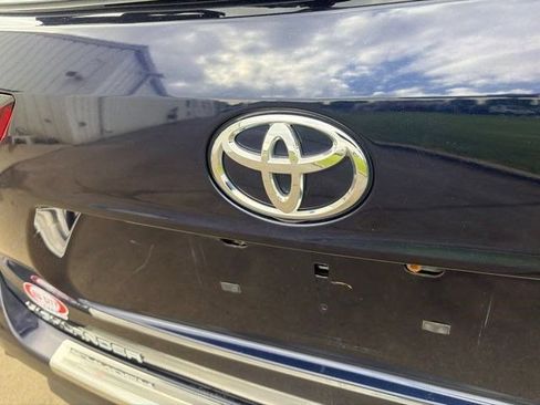 Used 2020 Toyota Highlander XLE AWD/4WD image 51