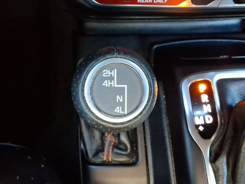 Used 2020 Jeep Gladiator Mojave image 24