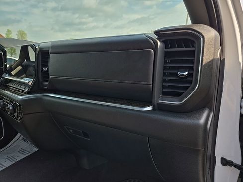 Used 2025 Chevrolet Silverado 2500 LT w/ Convenience Package AWD/4WD image 82