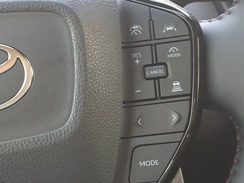 New 2026 Toyota Prius Plug-In Hybrid FWD image 23