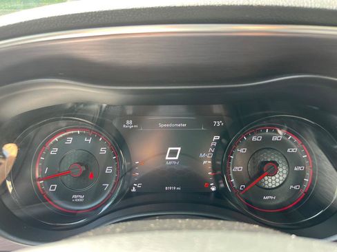Used 2018 Dodge Charger SXT w/ Blacktop Package RWD image 42