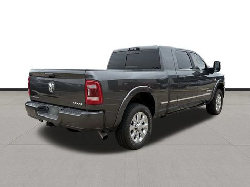 Used 2024 RAM 3500 Limited AWD/4WD image 5