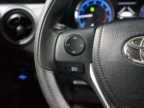 Used 2019 Toyota Corolla L image 14