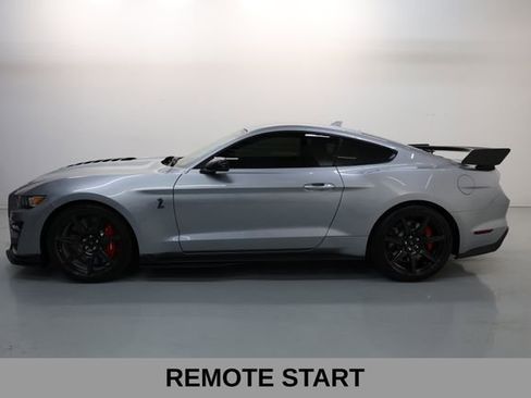 Used 2020 Ford Mustang Shelby GT500 w/ Carbon Fiber Track Pack RWD image 29