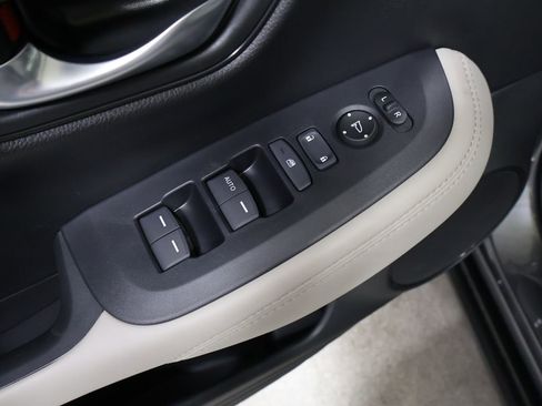 New 2026 Honda HR-V LX image 13