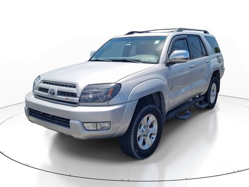 Used 2003 Toyota 4Runner SR5 RWD image 3