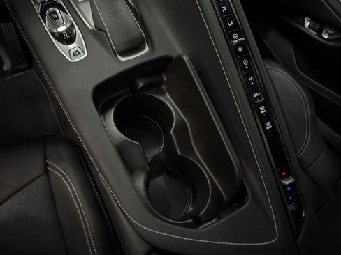 Certified 2024 Chevrolet Corvette Stingray Coupe w/ 1LT image 18