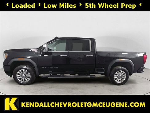 Used 2020 GMC Sierra 3500 Denali w/ Denali Ultimate Package image 2