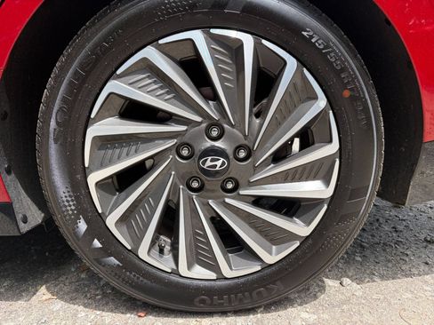 Used 2025 Hyundai Sonata SEL FWD image 30