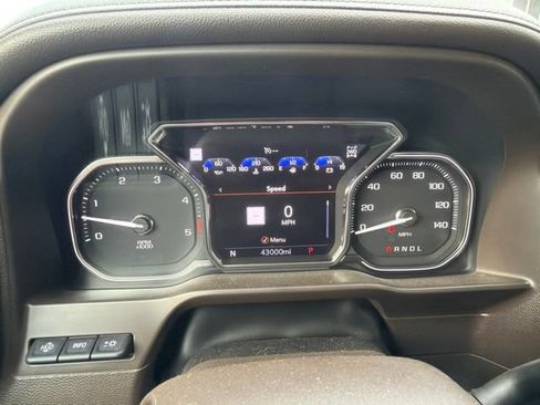 Used 2022 GMC Sierra 2500 Denali w/ Denali Ultimate Package AWD/4WD image 27
