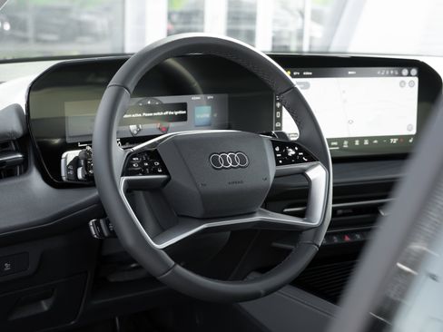 New 2026 Audi Q3 quattro 2.0T AWD/4WD image 11