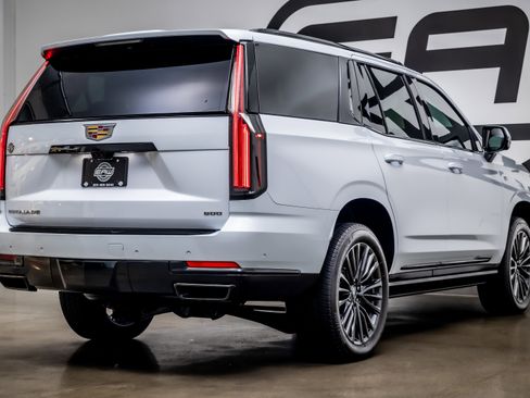 Used 2026 Cadillac Escalade Platinum Sport AWD/4WD image 34