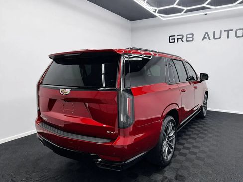 Used 2023 Cadillac Escalade ESV Sport Platinum w/ Heavy-Duty Trailer Package AWD/4WD image 9