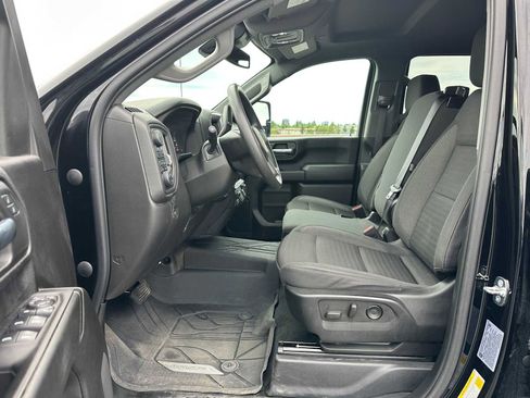 Used 2024 Chevrolet Silverado 2500 Custom w/ Custom Value Package image 20