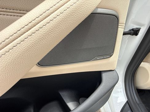 Certified 2023 BMW 530i w/ Premium Package RWD image 12