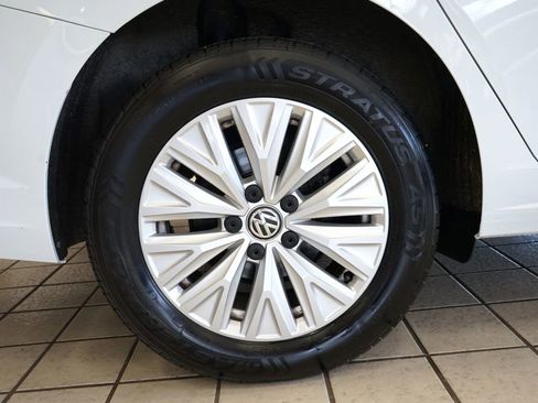 Used 2020 Volkswagen Jetta S w/ Driver Assistance Package image 50