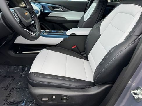 New 2026 Chevrolet Equinox EV LT FWD image 14
