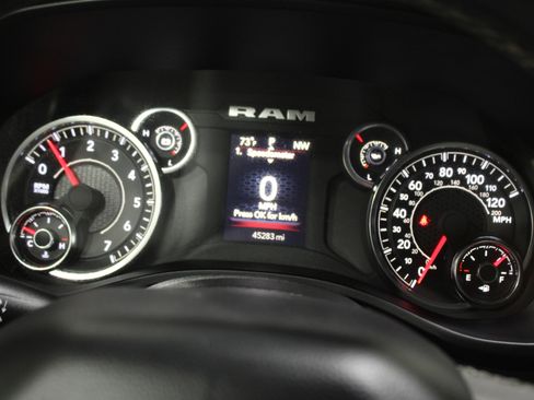 Used 2025 RAM 1500 Big Horn image 12