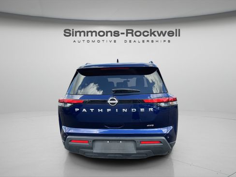 Used 2025 Nissan Pathfinder SV AWD/4WD image 4