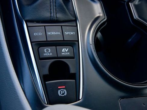 Used 2018 Toyota Camry LE w/ Audio Package image 26