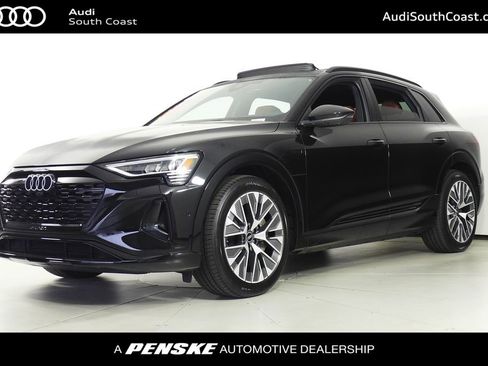 Used 2024 Audi Q8 e-tron Premium Plus w/ Premium Plus Package image 1