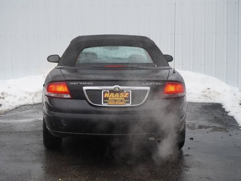 Used 2005 Chrysler Sebring Limited w/ Electronics Convenience Group image 5