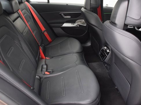 Used 2025 Mercedes-Benz E 53 AMG e 4MATIC Sedan image 18