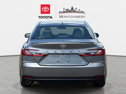 New 2026 Toyota Camry SE FWD image 4