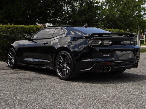 Used 2019 Chevrolet Camaro ZL1 RWD image 10