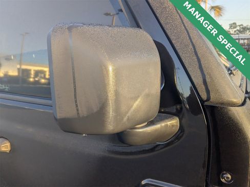 Used 2020 Jeep Wrangler Unlimited Sahara image 12