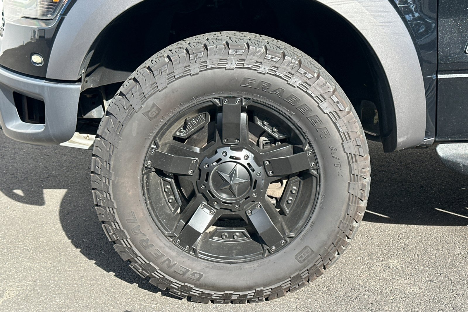Used 2013 Ford F150 Raptor w/ Luxury Equipment Group AWD/4WD image 41