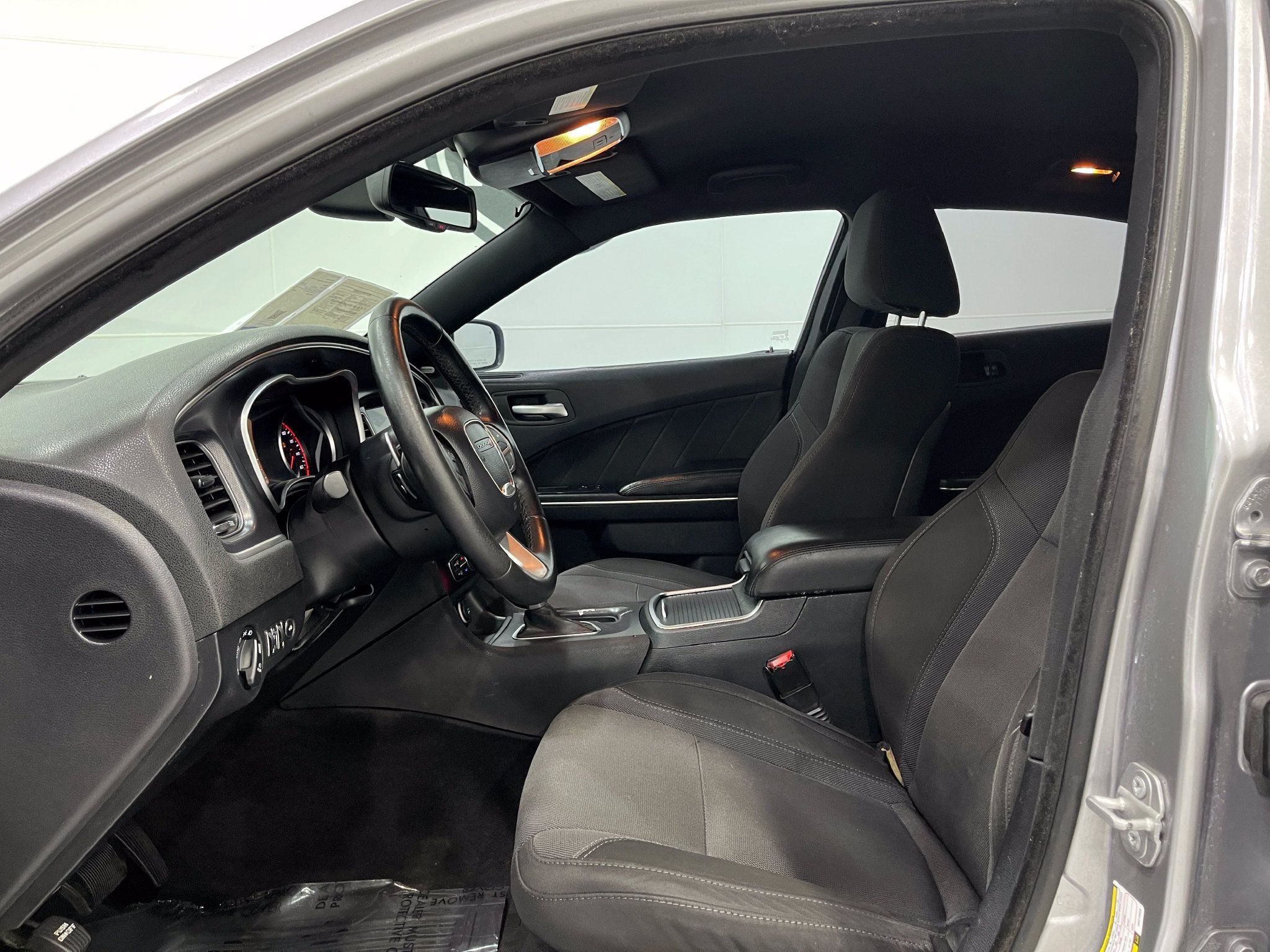 Used 2016 Dodge Charger R/T w/ Navigation & Travel Group RWD image 12