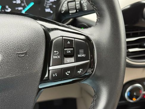 Certified 2022 Ford Escape SEL image 32