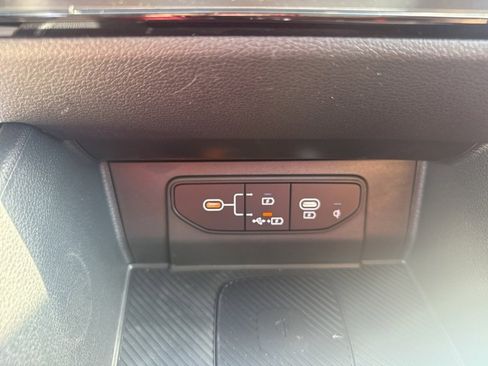 New 2026 Kia Sportage EX w/ EX Panorama Roof Package image 39