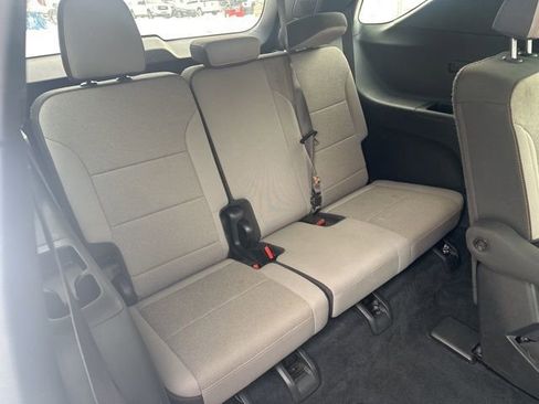 Used 2024 Chevrolet Traverse LT image 22