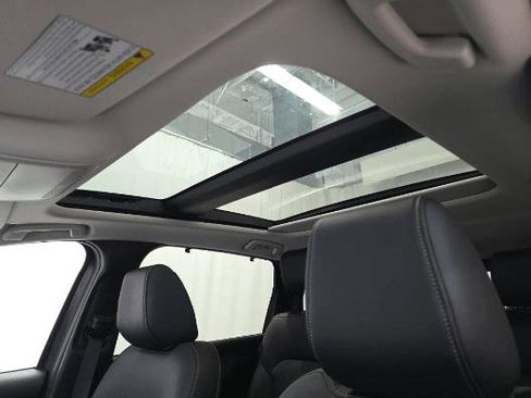 Used 2024 MAZDA CX-90 Plug-In Hybrid w/ Premium Pkg image 13