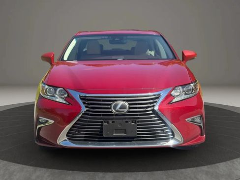 Used 2017 Lexus ES 350 w/ Navigation System Package FWD image 2