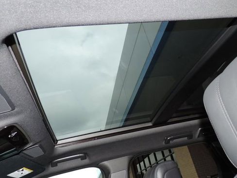 Used 2021 Land Rover Range Rover Sport HSE Silver Edition AWD/4WD image 22