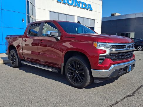 Used 2023 Chevrolet Silverado 1500 LT w/ LPO, Dark Essentials Package AWD/4WD image 3