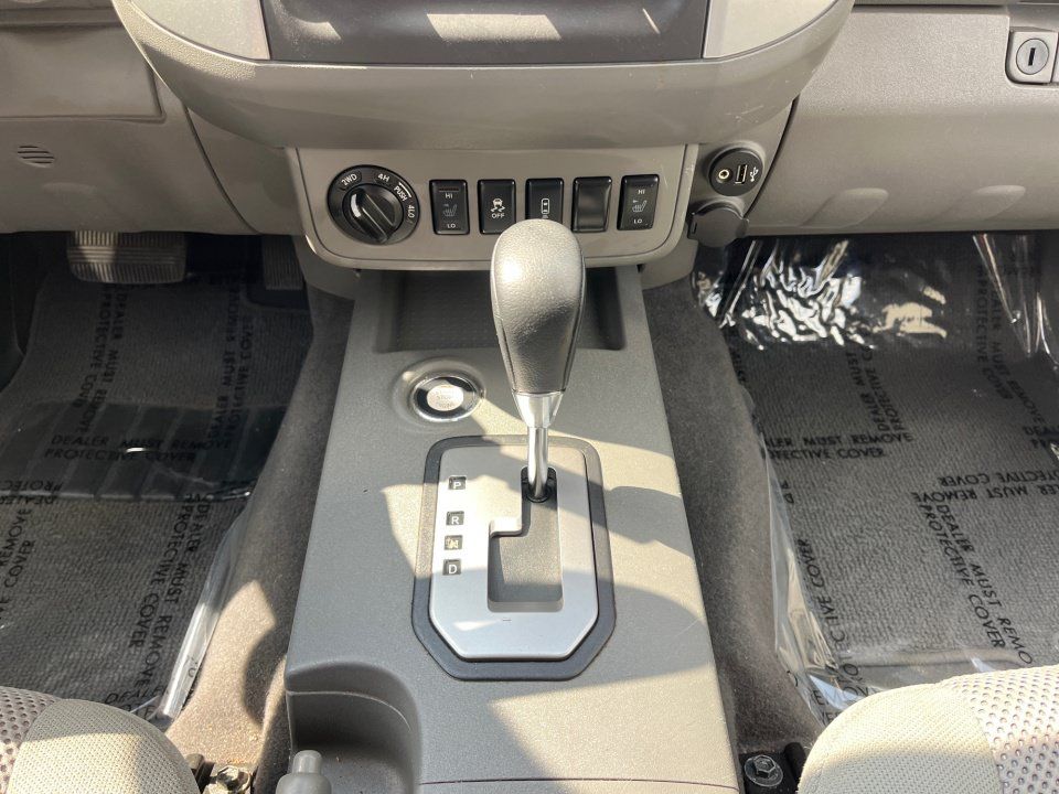 Used 2020 Nissan Frontier SV AWD/4WD image 19